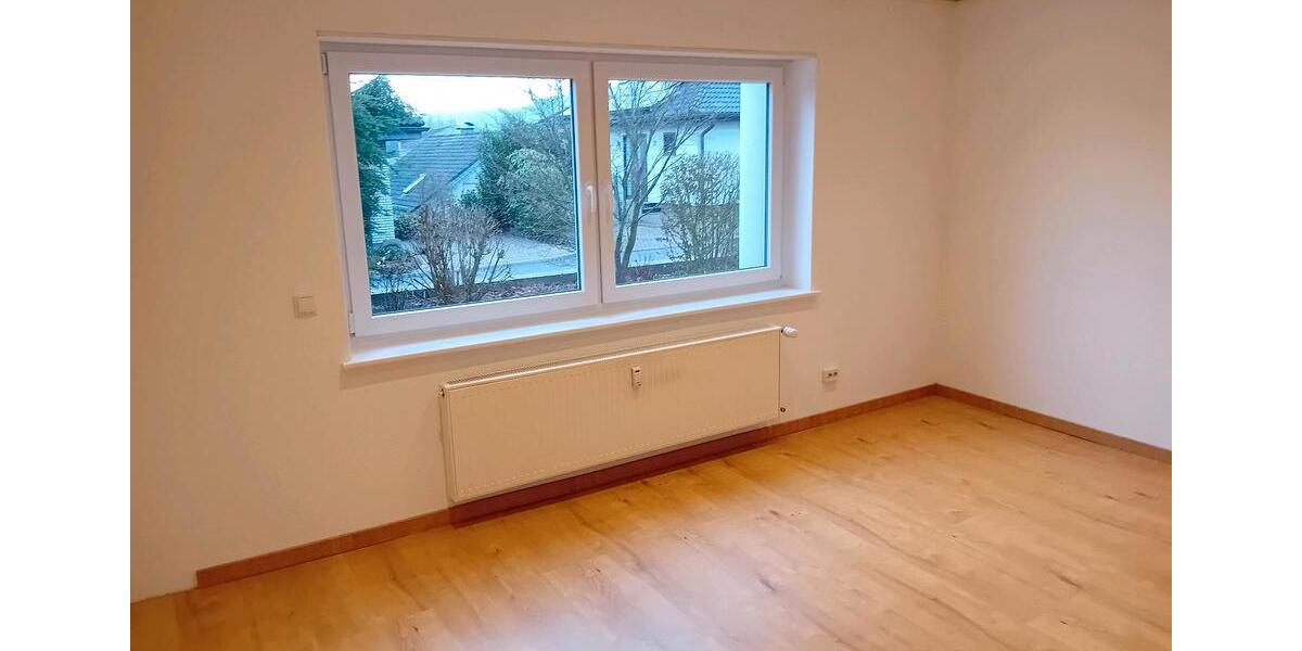 Erdgeschoßwohnung Olpe - 2.5 Zimmer, 70 m&sup2;, 800&euro; | Angebot:25378658