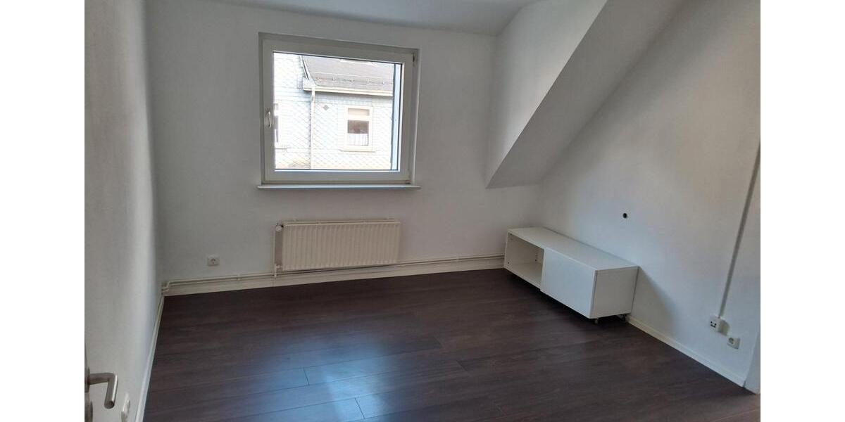Dachgeschoßwohnung Siegen - 2 Zimmer, 48 m&sup2;, 580&euro; | Angebot:26669612
