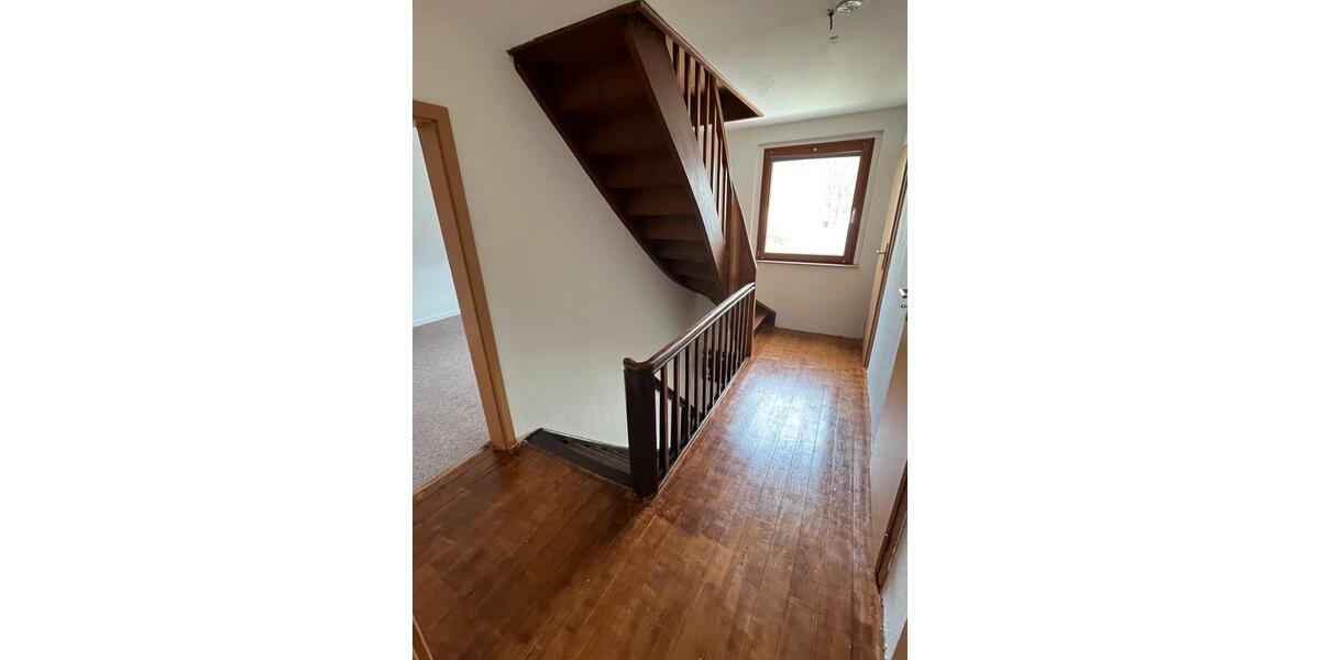 Doppelhaushälfte Siegen Eiserfeld - 4 Zimmer, 105 m&sup2;, 180.000&euro; | Angebot:26821761