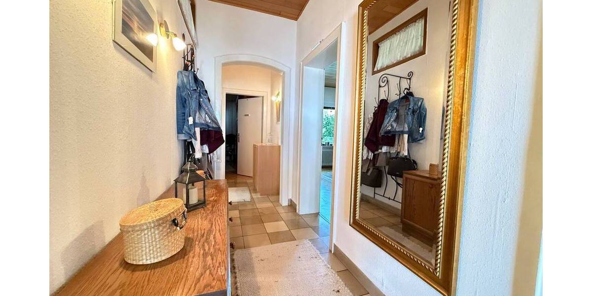 Mehrfamilienhaus, Wohnhaus Betzdorf - 9 Zimmer, 280 m&sup2;, 298.900&euro; | Angebot:25691886