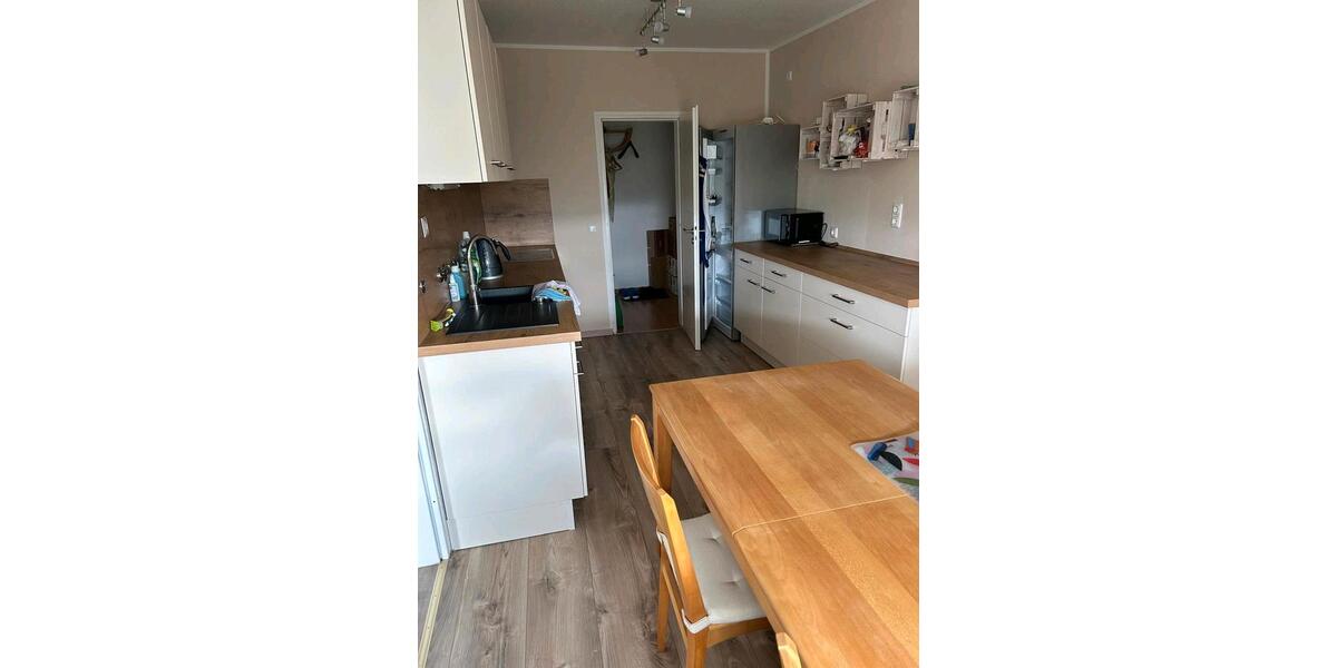 Etagenwohnung Siegen Weidenau - 3 Zimmer, 87 m&sup2;, 696&euro; | Angebot:26577504