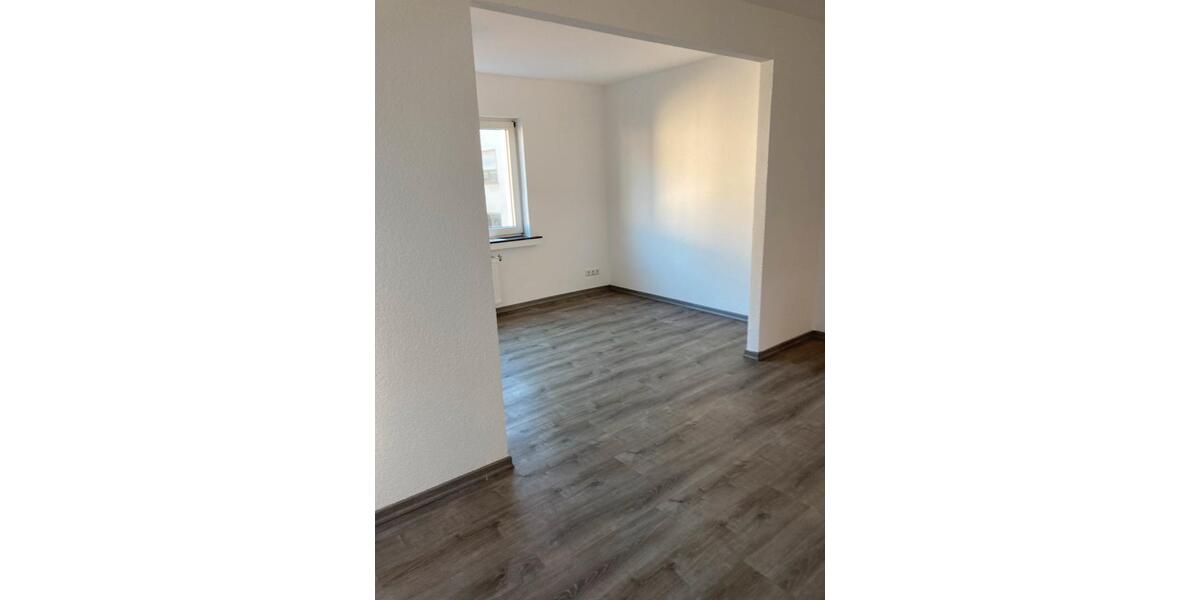 Etagenwohnung Siegen - 1 Zimmer, 50 m&sup2;, 450&euro; | Angebot:19581958