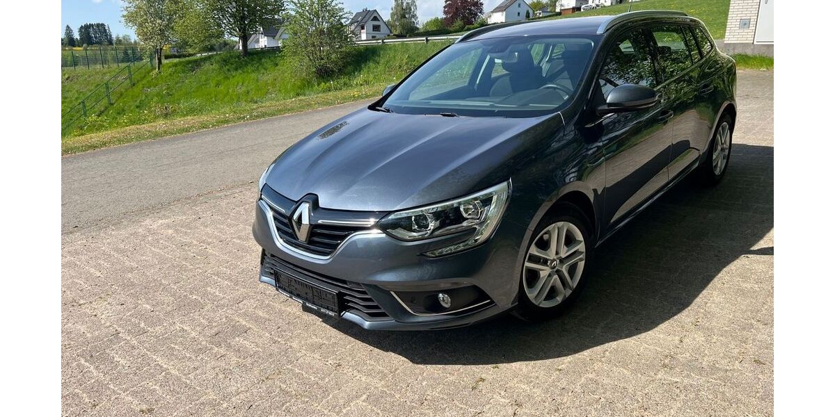 Renault Megane 23.000 km 14.900 &euro; Kirchhundem 57399