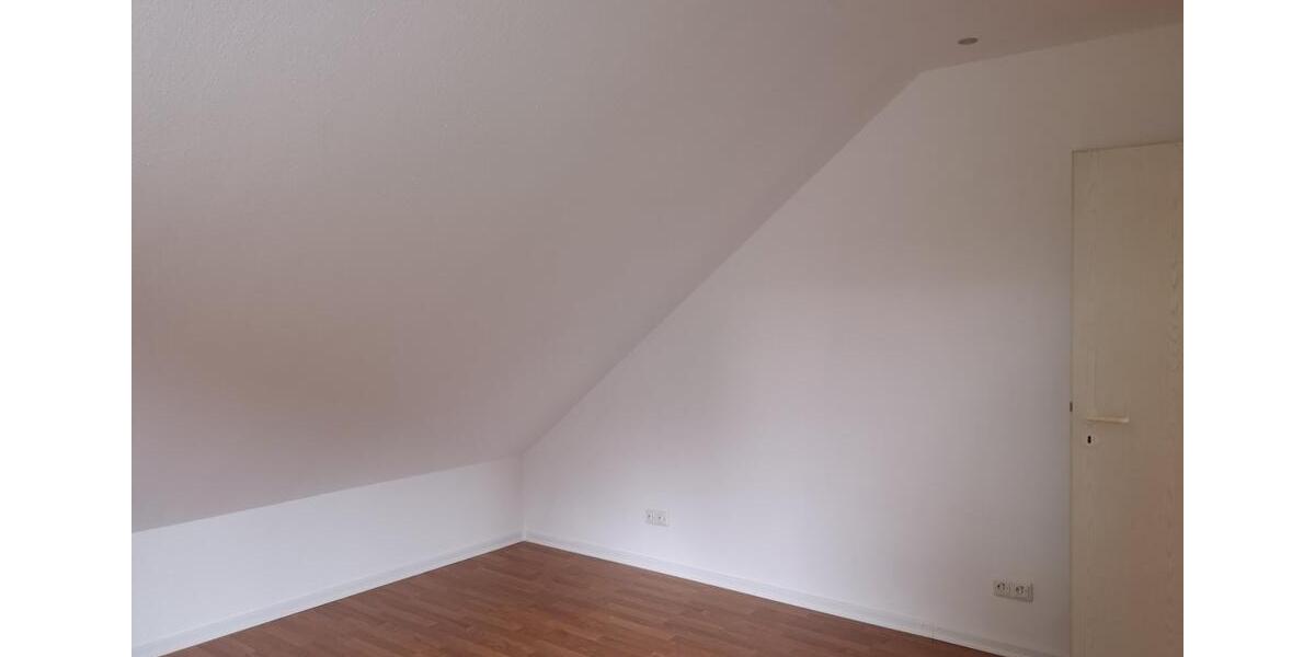 Dachgeschoßwohnung Betzdorf - 3 Zimmer, 79 m&sup2;, 750&euro; | Angebot:24921329