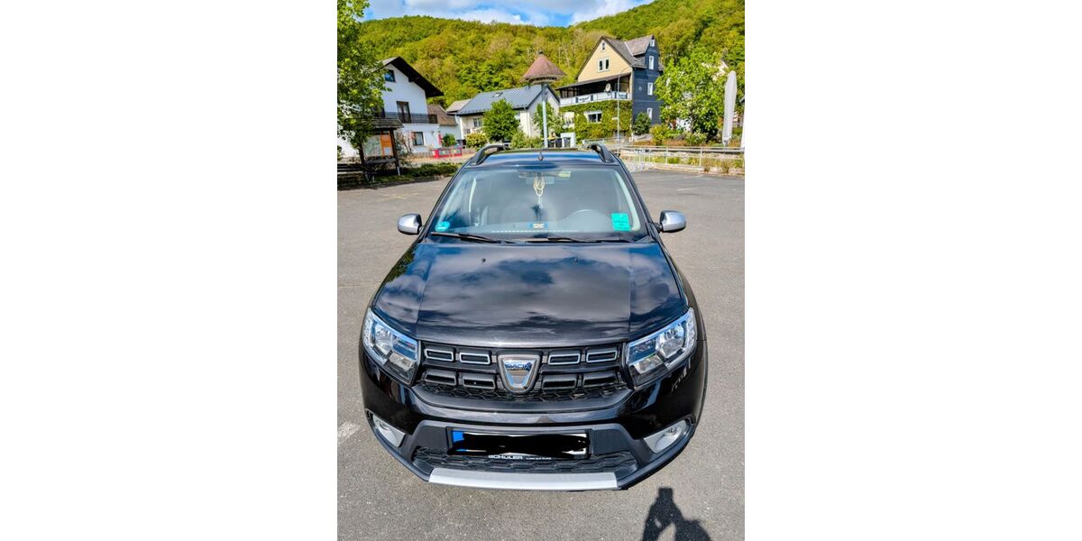 Dacia Logan 71.500 km 8.500 &euro; Breitscheid, Erdbach 35767