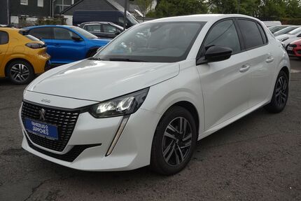 Peugeot 208 26.700 km 15.990 &euro; Burbach 57299