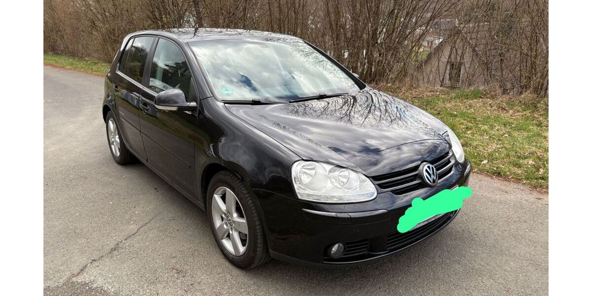 VW Golf 229.000 km 3.000 &euro; Freudenberg 57258