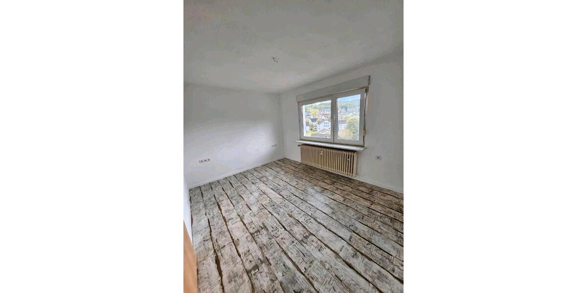 Etagenwohnung Olpe - 3 Zimmer, 107 m&sup2;, 1.050&euro; | Angebot:26643583
