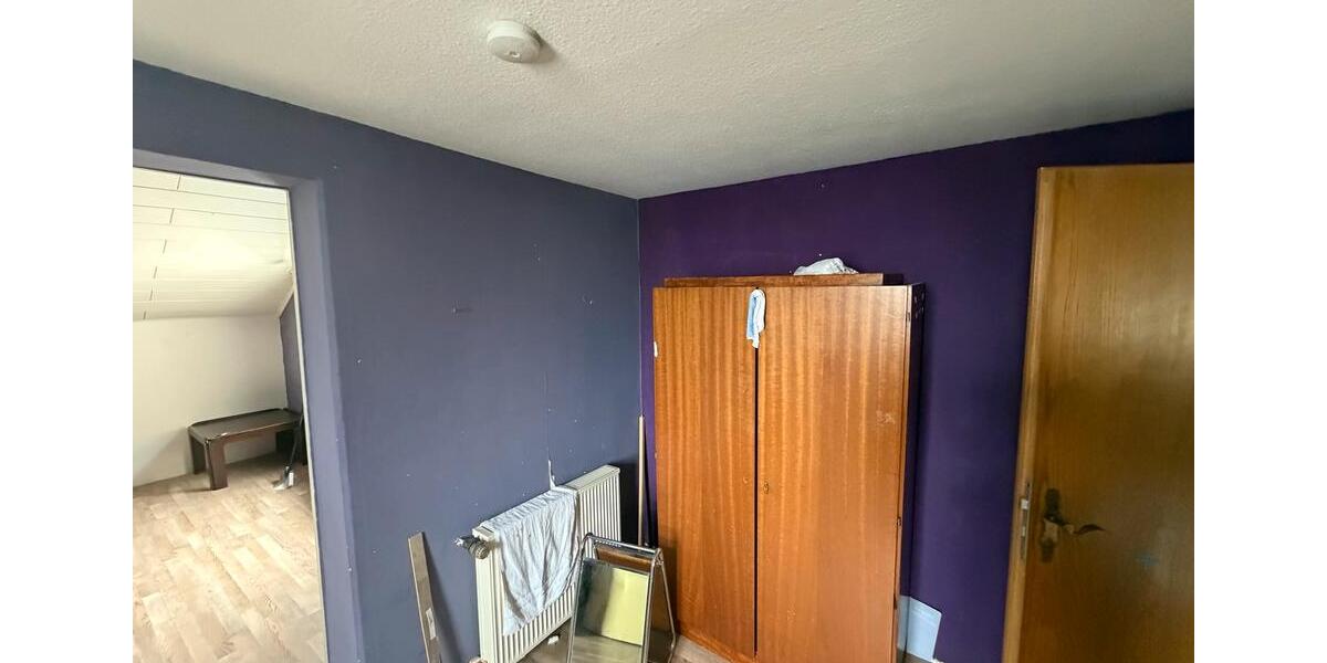 Etagenwohnung Breitscheid - 8 Zimmer, 147 m&sup2;, 800&euro; | Angebot:26038489