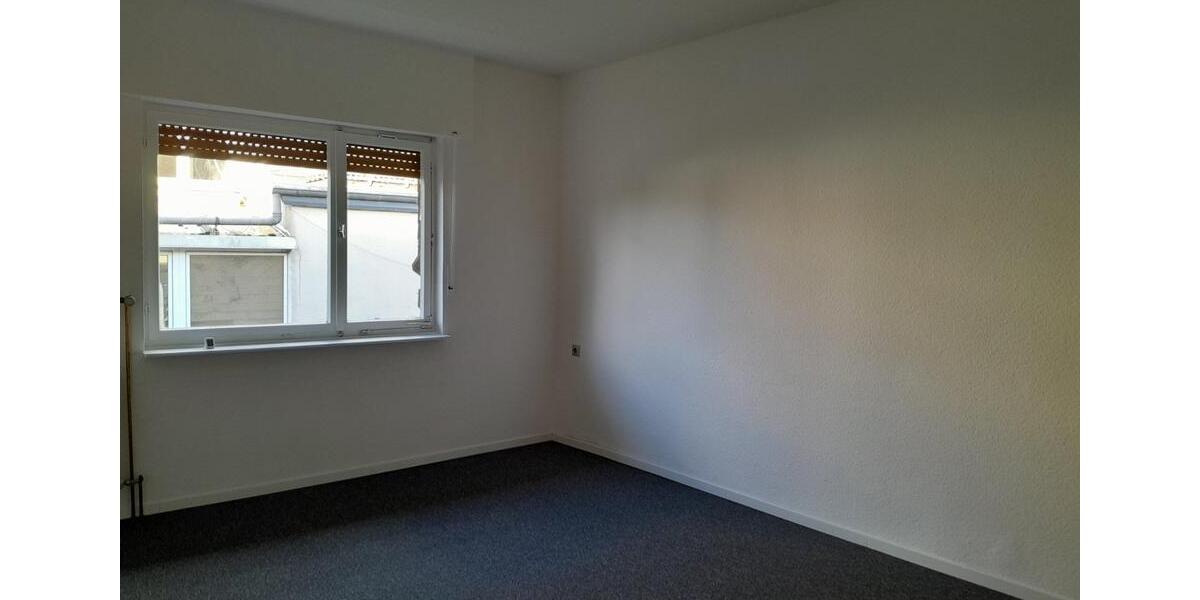 Bauernhaus, Landhaus Hellenhahn-Schellenberg Schellenberg - 6.5 Zimmer, 150 m&sup2;, 249.000&euro; | Angebot:25944412