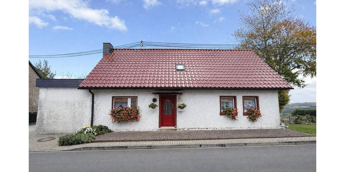 Einfamilienhaus Hachenburg VG - 5 Zimmer, 132 m&sup2;, 229.000&euro; | Angebot:25691833