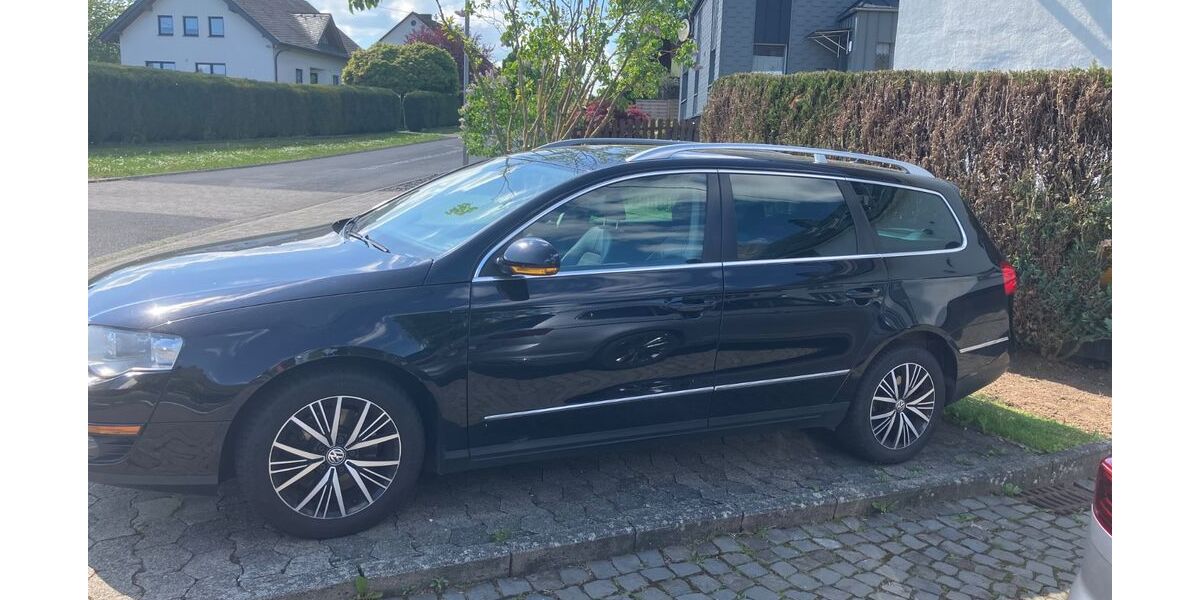 VW Passat Variant 320.332 km 1.999 &euro; Hellenhahn-Schellenberg 56479
