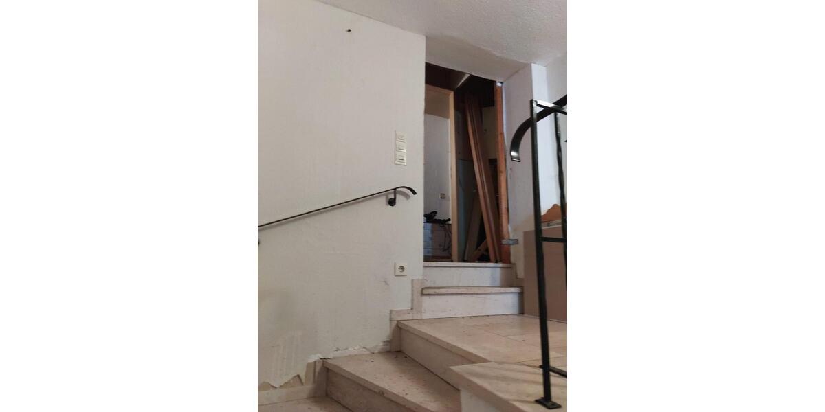 Doppelhaushälfte Olpe - 12 Zimmer, 195 m&sup2;, 245.000&euro; | Angebot:20153379