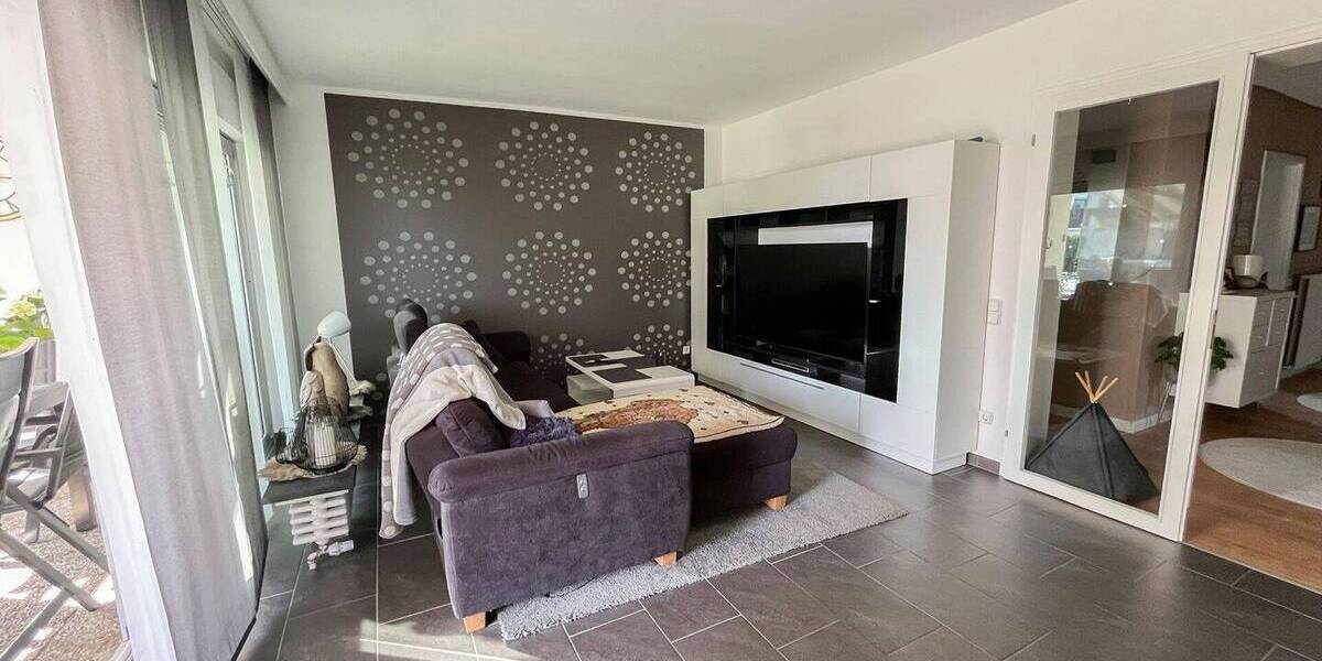 Etagenwohnung Kreuztal - 4 Zimmer, 121 m&sup2;, 299.000&euro; | Angebot:26015121