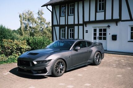Ford Mustang 18.000 km 56.900 &euro; Freudenberg 57258