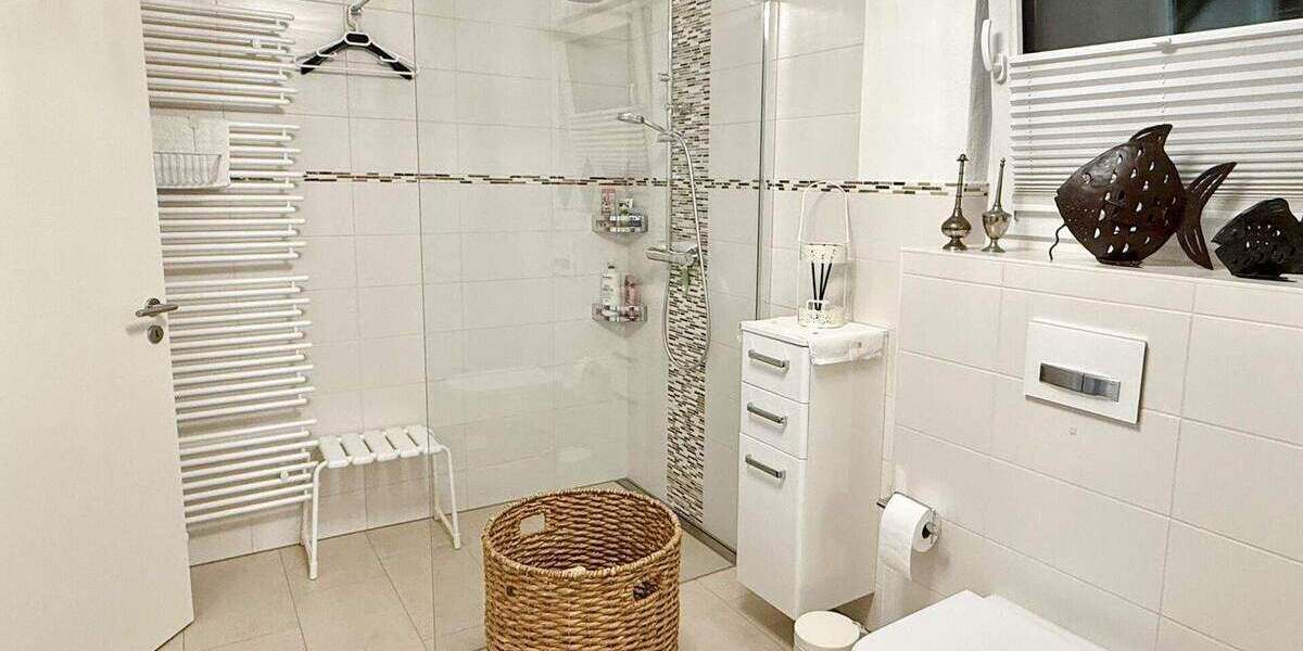 Einfamilienhaus Hachenburg - 7 Zimmer, 219 m&sup2;, 580.000&euro; | Angebot:25738118