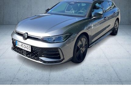 VW Passat Variant 18.500 km 49.950 &euro; Siegen 57076