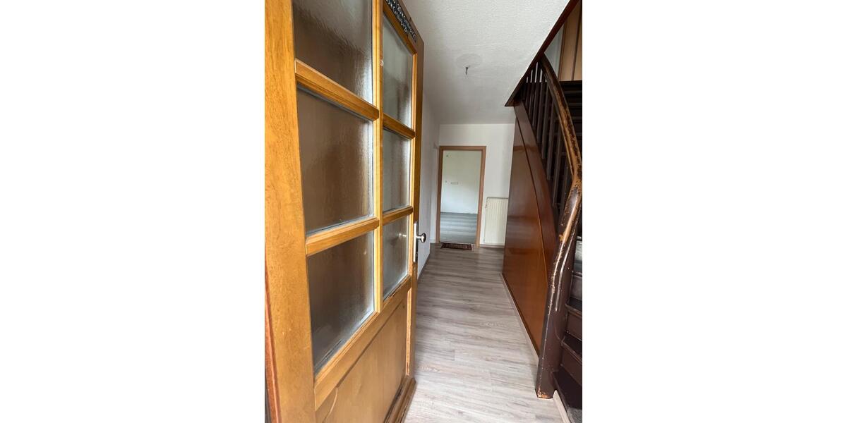 Doppelhaushälfte Siegen Eiserfeld - 4 Zimmer, 105 m&sup2;, 180.000&euro; | Angebot:26821761