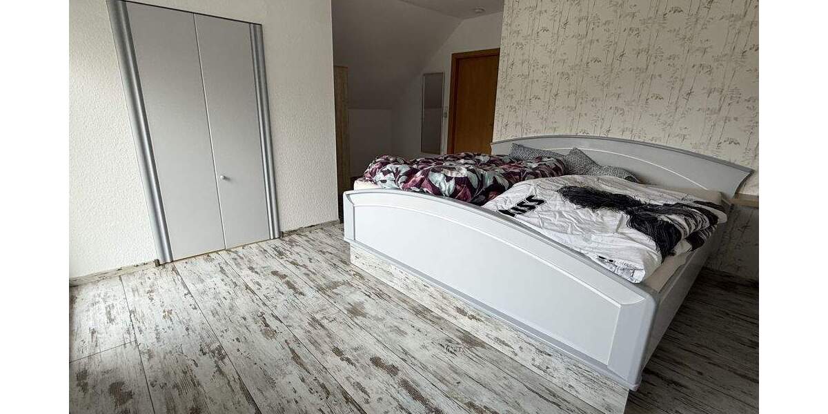 Einfamilienhaus Alsdorf - 4 Zimmer, 140 m&sup2;, 250.000&euro; | Angebot:25775950