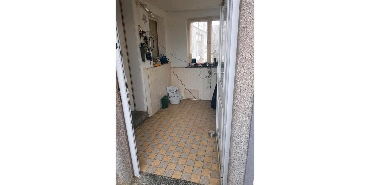 Mehrfamilienhaus, Wohnhaus Steinebach/Sieg Sieg - 7 Zimmer, 200 m&sup2;, 180.000&euro; | Angebot:25965808