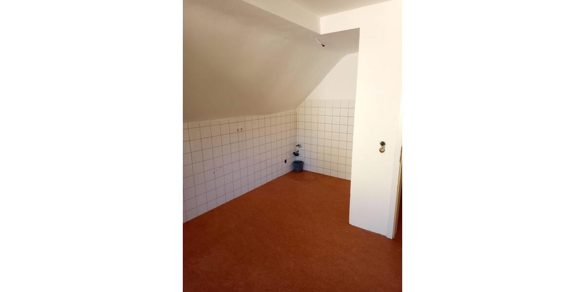 Dachgeschoßwohnung Dietzhölztal - 2 Zimmer, 44 m&sup2;, 97.000&euro; | Angebot:27219525