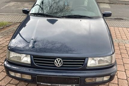 VW Passat 114.300 km 2.000 &euro; Netphen 57250