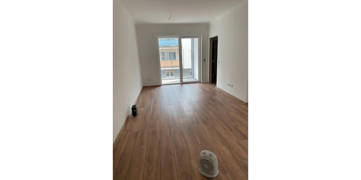Etagenwohnung Hachenburg - 3 Zimmer, 70 m&sup2;, 830&euro; | Angebot:25168094