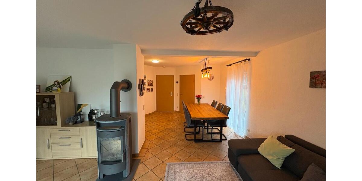 Erdgeschoßwohnung Kreuztal - 1 Zimmer, 85 m&sup2;, 1.200&euro; | Angebot:25933235