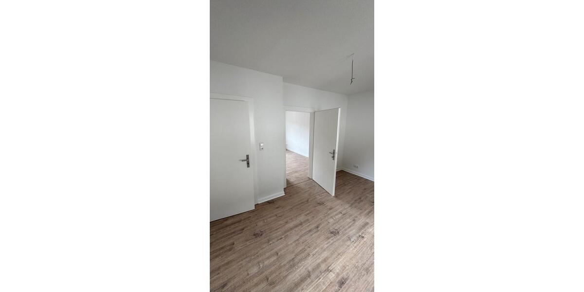 Etagenwohnung Mudersbach - 5 Zimmer, 100 m&sup2;, 950&euro; | Angebot:25721220