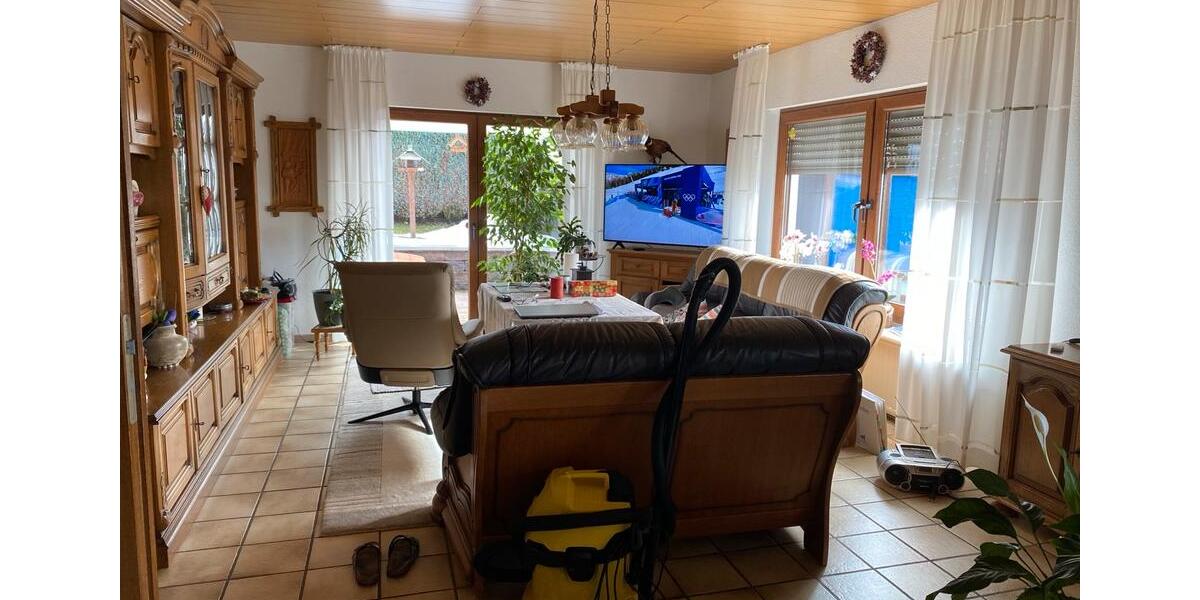 Einfamilienhaus Netphen - 7 Zimmer, 120 m&sup2;, 310.000&euro; | Angebot:25052872