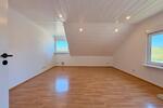 Dachgeschoßwohnung Dillenburg - 3.5 Zimmer, 94 m&sup2;, 890&euro; | Angebot:26665888