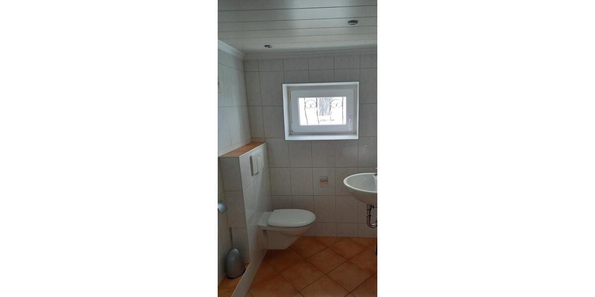 Einfamilienhaus Bad Laasphe - 4 Zimmer, 117 m&sup2;, 850&euro; | Angebot:26492605