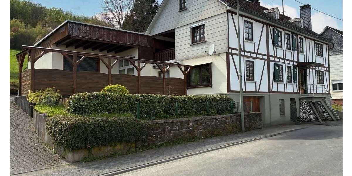 Einfamilienhaus Herdorf - 6 Zimmer, 166 m&sup2;, 269.000&euro; | Angebot:26754051