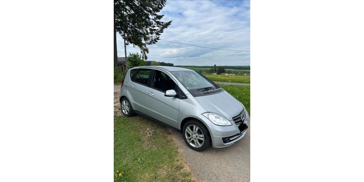 Mercedes-Benz A 160 72.000 km 5.900 &euro; Siegen 57076
