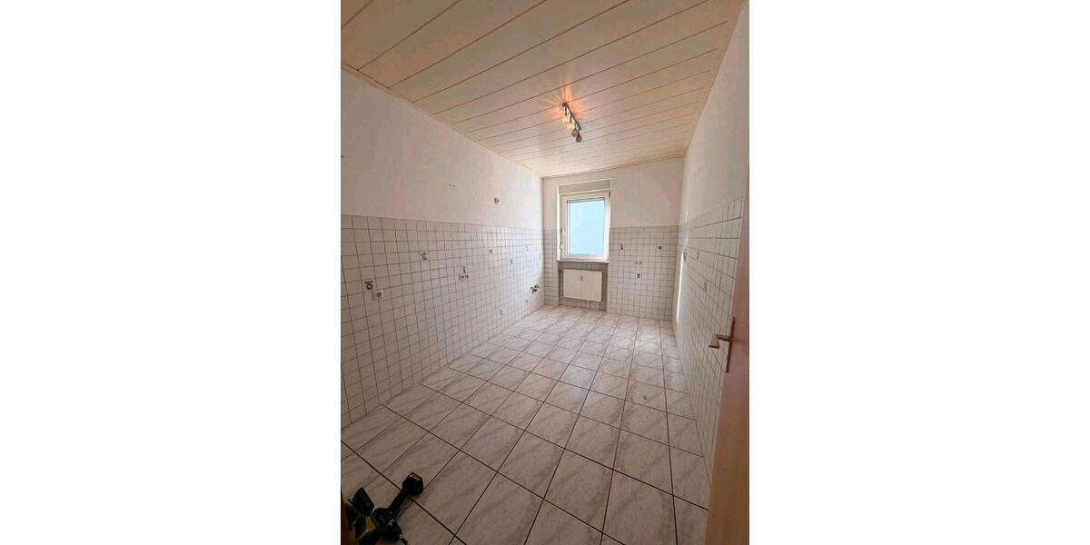 Etagenwohnung Siegen - 1 Zimmer, 72 m&sup2;, 755&euro; | Angebot:26034988