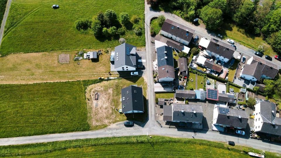 Doppelhaushälfte Bad Laasphe - 4 Zimmer, 109 m&sup2;, 415.000&euro; | Angebot:26042637