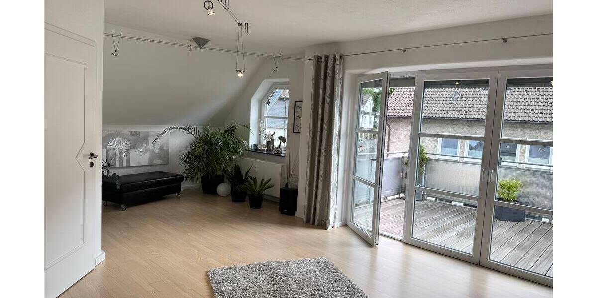 Mehrfamilienhaus, Wohnhaus Lennestadt Meggen - 9 Zimmer, 244 m&sup2;, 395.000&euro; | Angebot:25771706