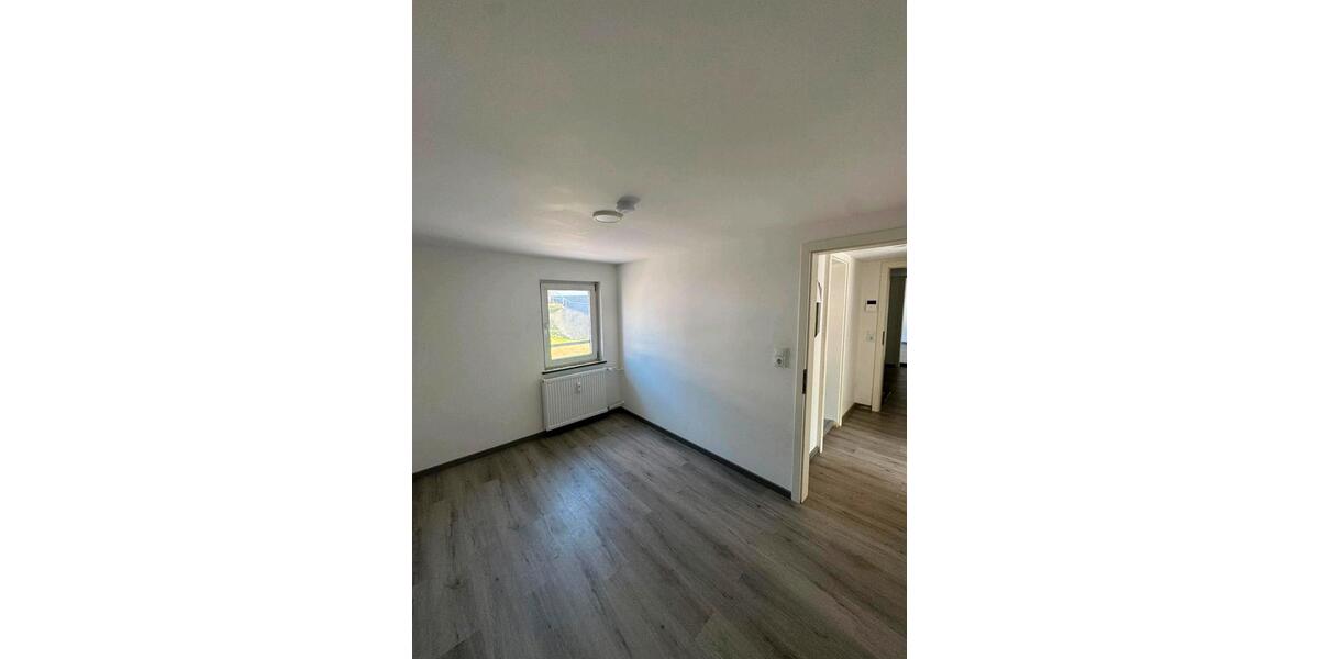 Etagenwohnung Hamm (Sieg) - 2 Zimmer, 40 m&sup2;, 425&euro; | Angebot:26675625