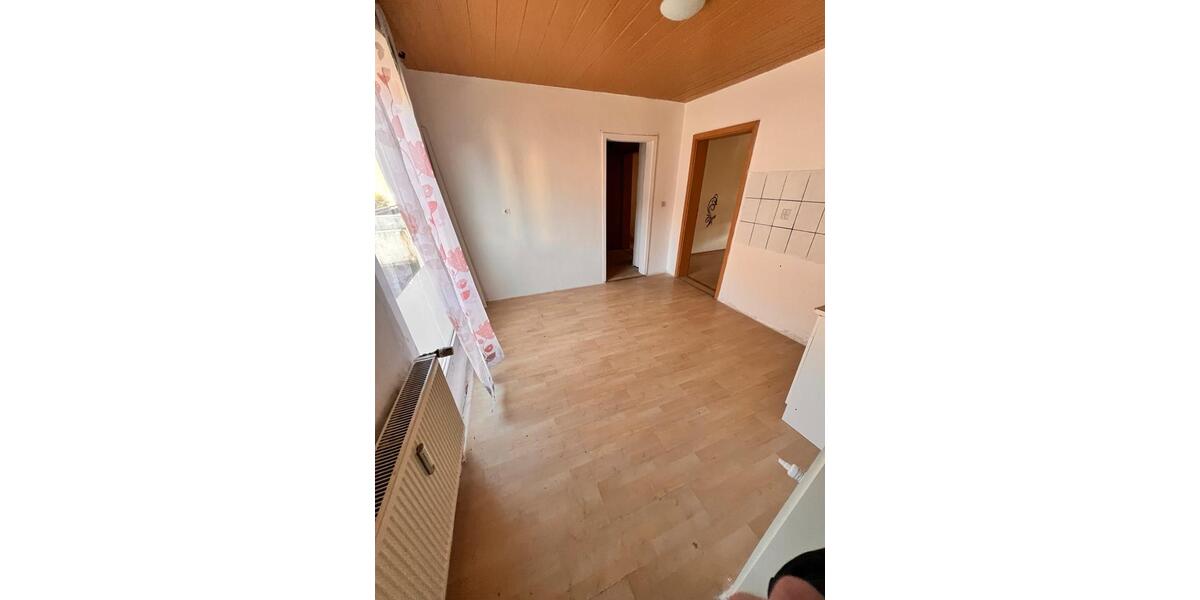Mehrfamilienhaus, Wohnhaus Herdorf - 8 Zimmer, 230 m&sup2;, 155.000&euro; | Angebot:25419353