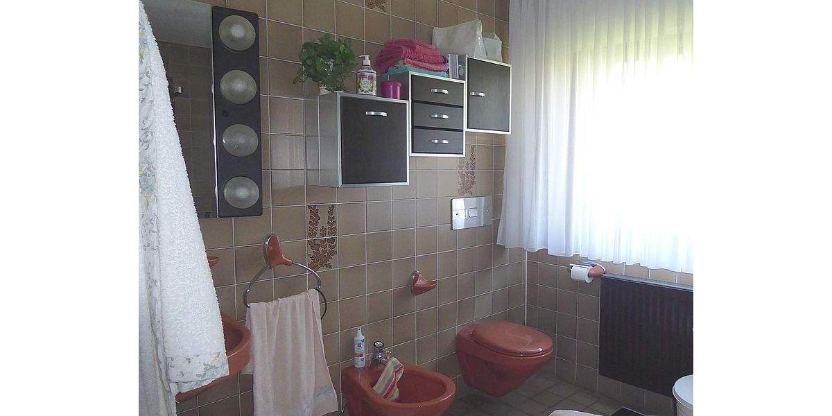 Einfamilienhaus Reichshof Brüchermühle - 5 Zimmer, 160 m&sup2;, 328.000&euro; | Angebot:25698219