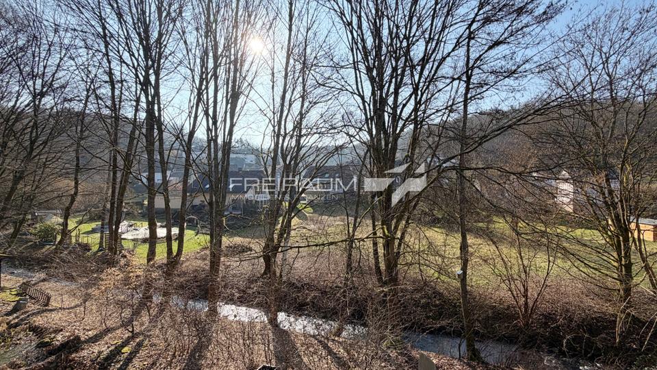 Doppelhaushälfte Wilnsdorf - 5 Zimmer, 120 m&sup2;, 1.300&euro; | Angebot:25426727