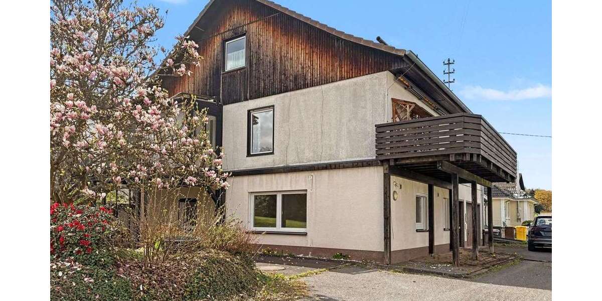 Einfamilienhaus Hilchenbach - 5 Zimmer, 195 m&sup2;, 230.000&euro; | Angebot:26637835