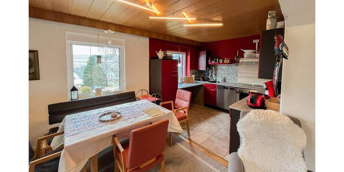 Etagenwohnung Wilnsdorf Anzhausen - 4 Zimmer, 126 m&sup2;, 235.000&euro; | Angebot:25738153