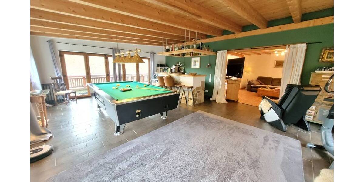 Mehrfamilienhaus, Wohnhaus Siegen / Eiserfeld Eiserfeld - 6 Zimmer, 203 m&sup2;, 469.000&euro; | Angebot:26117751