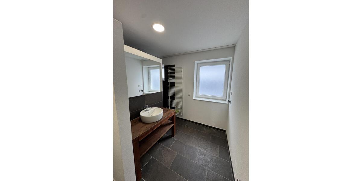 Etagenwohnung Siegen - 2 Zimmer, 62 m&sup2;, 750&euro; | Angebot:25352663