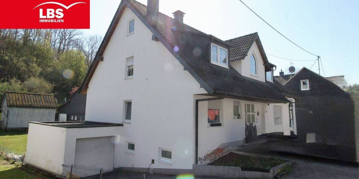 Mehrfamilienhaus, Wohnhaus Siegen Trupbach - 6 Zimmer, 211 m&sup2;, 495.000&euro; | Angebot:26501705