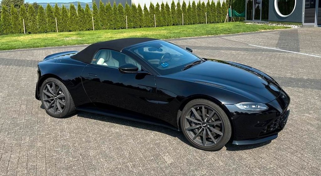 Aston Martin V8 Vantage 11.500 km 129.000 &euro; Betzdorf 57518