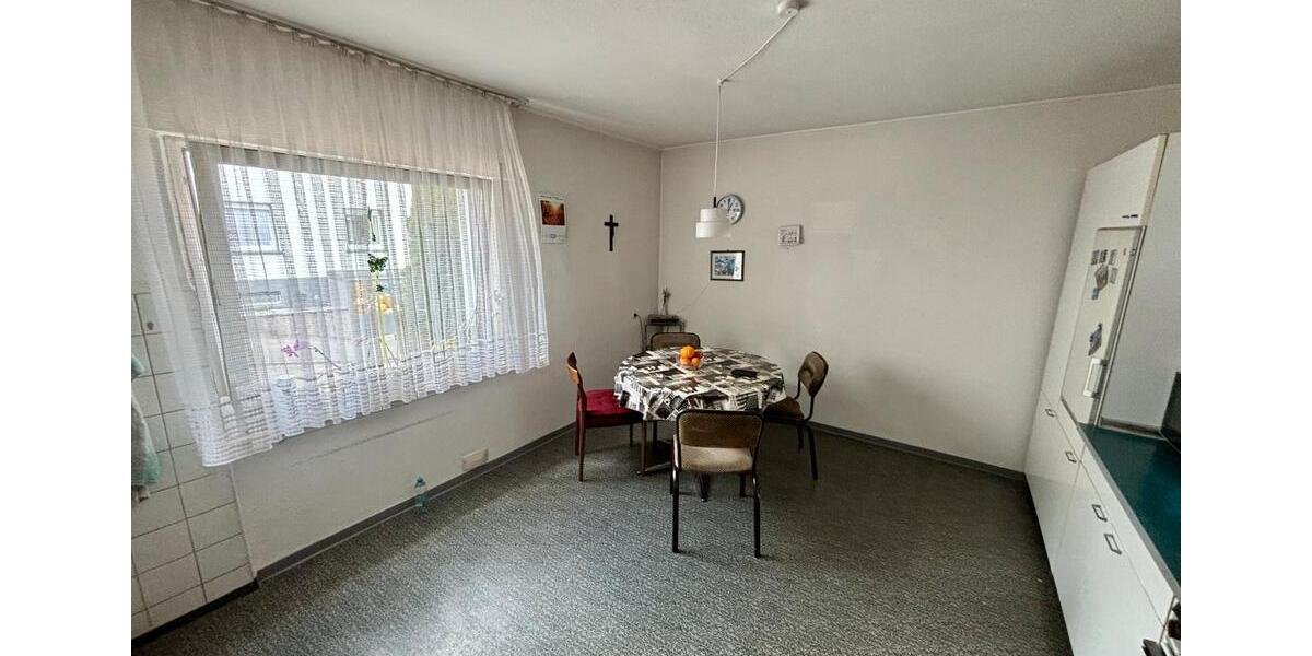 Einfamilienhaus Siegen Weidenau - 6.5 Zimmer, 150 m&sup2;, 295.000&euro; | Angebot:26710364
