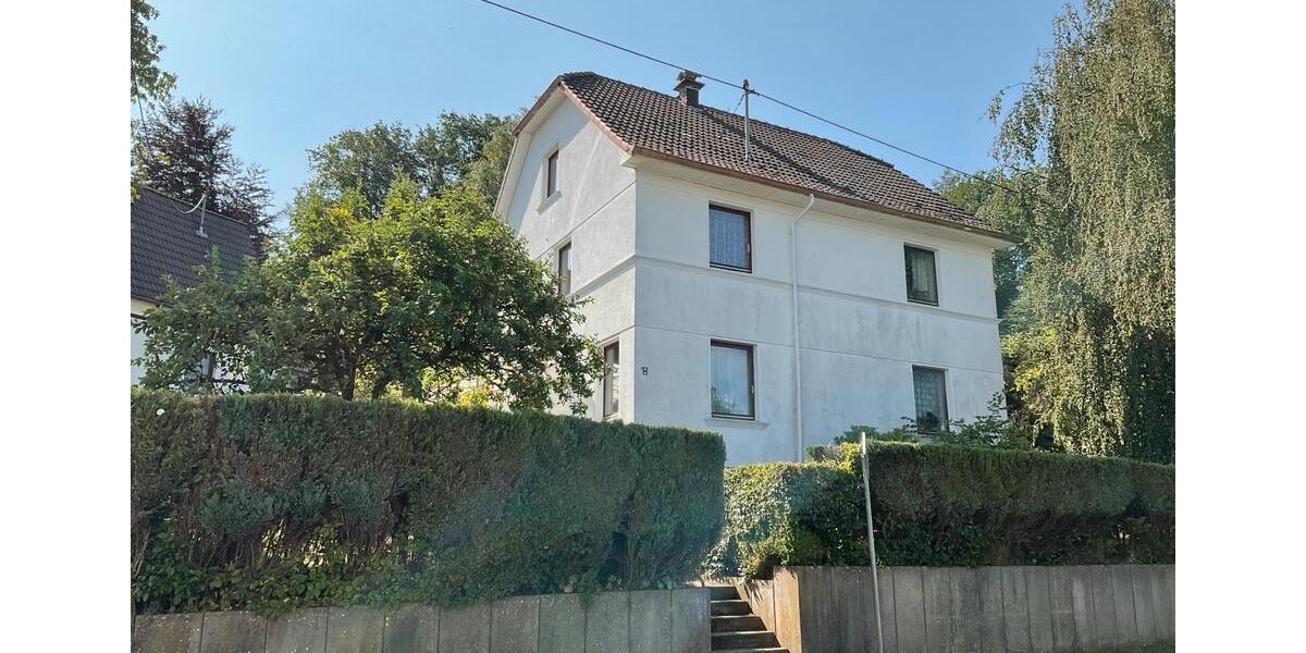 Einfamilienhaus Waldbröl - 8 Zimmer, 150 m&sup2;, 220.000&euro; | Angebot:26061112