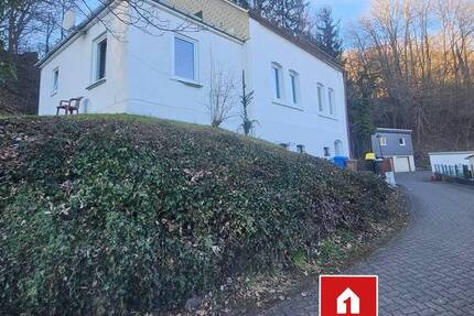 Haus Herdorf - 4 Zimmer, 123 m&sup2;, 159.000&euro; | Angebot:25691890